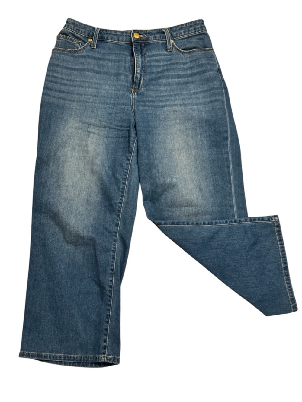 Universal Thread Mid-Rise Wide Leg Jeans in Faded Blue